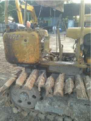 รถแทรกเตอร์ D2รุ่น3