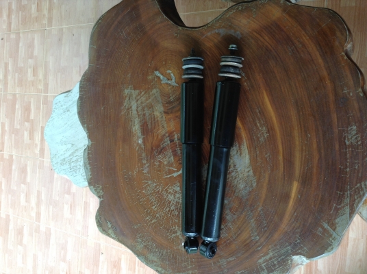 โช๊คหน้าดีแม็ก