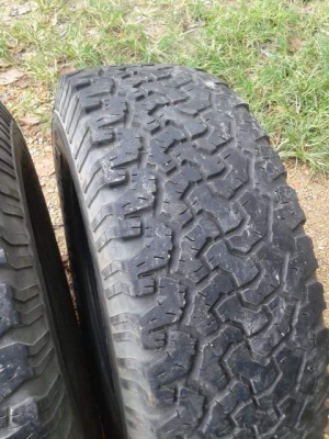 ขายยาง bf all 265/75/16 ปี13