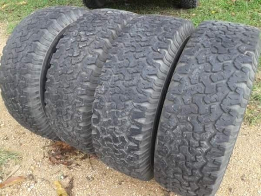 ขายยาง bf all 265/75/16 ปี13