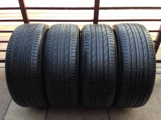 ยาง Bridgestone 275 60 18 กลางปี13 ดอกเต็ม ใช้ยาว ราคาไม่แพง