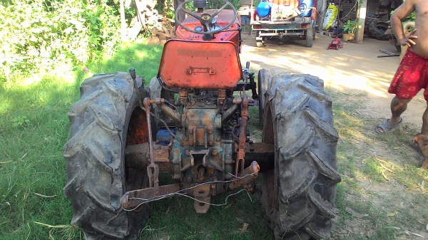 คูโบต้าL240เข้าไร่เข้าสวนสบายตัดหญ้าไถสวนสบายครับ