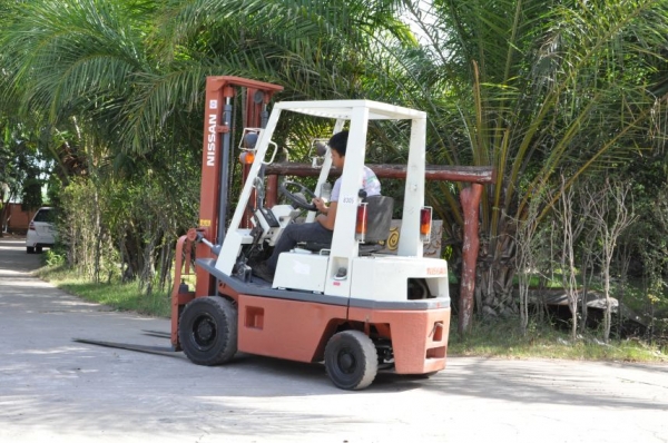 (ลดกระหน่ำ)ขายFORKLIFT NISSAN FG15(1.5ตัน) เสา3.50เมตร สวยเดิมจากญี่ปุ่น ยังไม่เคยใช้ในไทย 99,000เท่านั้น!!
