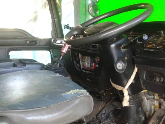 หกล้อ เครื่อง195 ตัวท้อป เครื่องดีคันซีสวย  เอกสารทะเบียนพร้อม ภายในสวย