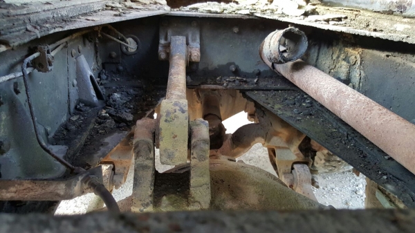 รถนิสสัน  10  ล้อ UD โม่ปูน CWM430 / 230 แรงม้า.  ( มีขาย 2 คัน. )     สนใจติดต่อ  081 - 6079515