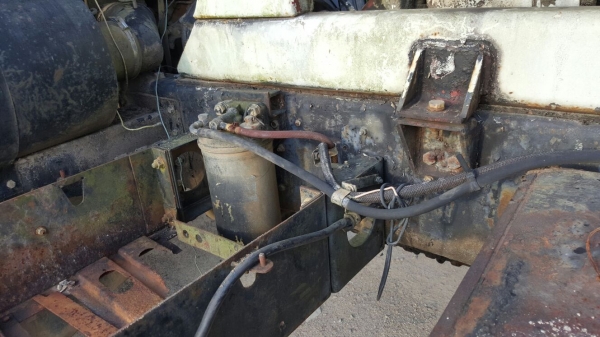 รถนิสสัน  10  ล้อ UD โม่ปูน CWM430 / 230 แรงม้า.  ( มีขาย 2 คัน. )     สนใจติดต่อ  081 - 6079515