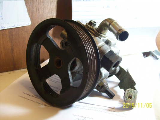 ปั๊มเพาเวอร์ toyota altis 1.6 1.8 สภาพดี