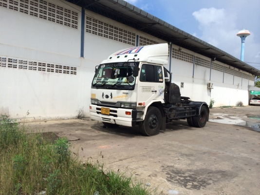 เล่มทะเบียนพร้อมคัสซียาว 1 เมตร.ปี53..6ล้อใหญ่260แรง ห้างแท้..PKD215EHRQ-00035