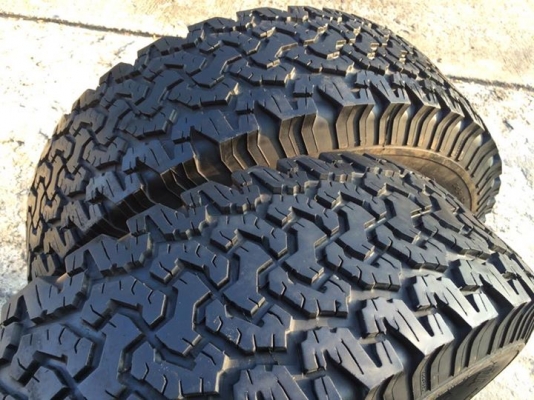 มือ2 BF Goodrich All-Terrain KO 275 70 r18 ยาง33นิ้ว ขอบ18