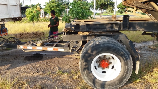 ขายหางพ่วงดั้มพ์ 3 คานยัดราคาถูกพร้อมโอน ขายหางพ่วงดั้มพ์ 3 คานยัดราคาถูกพร้อมโอน