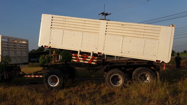 ขายหางพ่วงดั้มพ์ 3 คานยัดราคาถูกพร้อมโอน ขายหางพ่วงดั้มพ์ 3 คานยัดราคาถูกพร้อมโอน