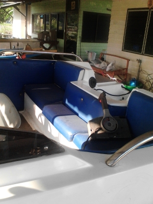 เรือ18ฟุตพร้อมเทลเล่อ