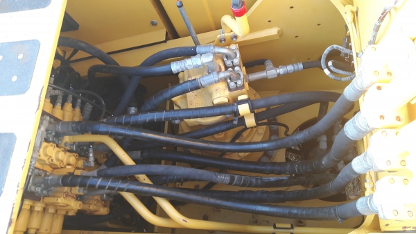 KOMATAU  PC200-8  รถ4000 ช.ม.ยังอยู่ในระยะประกัน7000ช.ม.