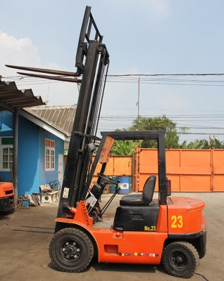 รถฟอร์คคลิฟต์ MITSUBISHI 2ตัน เครื่องดีเซล เสา3เมตร พร้อมใช้งาน ไฮดรอลิกปรกติไม่ซึม เกียร์ดี เครื่องดี