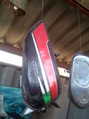 ขายถังน้ำมัน ใบละ 1500 .มีหลายรุานหลายแบบ ราคารวมส่ง 1500 ขายถังน้ำมัน ใบละ 1500 .มีหลายรุานหลายแบบ ราคารวมส่ง 1500