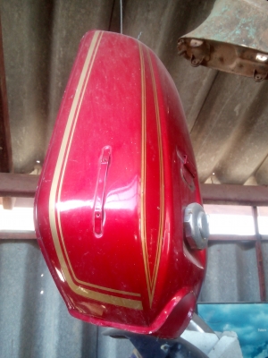 ขายถังน้ำมัน ใบละ 1500 .มีหลายรุานหลายแบบ ราคารวมส่ง 1500 ขายถังน้ำมัน ใบละ 1500 .มีหลายรุานหลายแบบ ราคารวมส่ง 1500