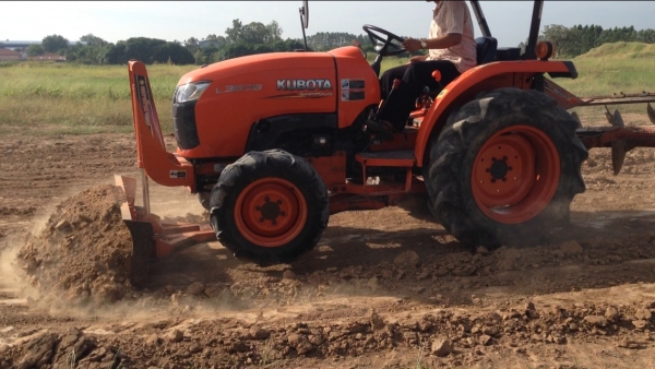 รถไถ KUBOTA L3608 (ราคา278,000บาท) มีภาพวีดีโอ สภาพพร้อมใช้งานรถสวยสภาพเดิมๆ พร้อมอุปกรณ์ 2 รายการ ผ รถไถ KUBOTA L3608 (ราคา278,000บาท) มีภาพวีดีโอ สภาพพร้อมใช้งานรถสวยสภาพเดิมๆ พร้อมอุปกรณ์ 2 รายการ ผ