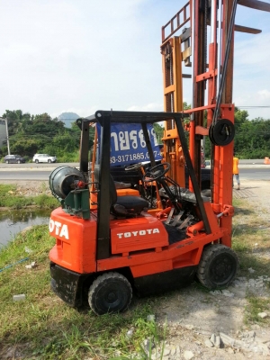 โฟคลิฟ โตโยต้า2T    ลดเหลือ79,000ด่วนๆ