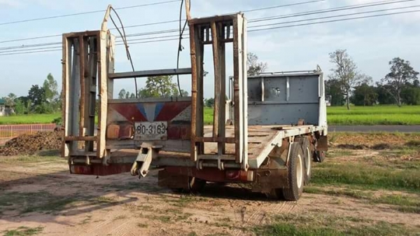 ขาย350000บาทรถเทเลอร์10ล้อเครื่อง180แรง2เพลาใหญ่ เอกสารพร้อมโอน