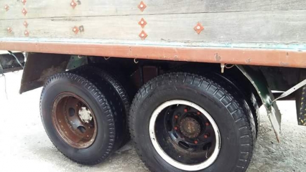 รถสิบหัวยาว isuzu เครื่อง 6BD1 ปั้มลม ช่วงล่างเดิมๆ รถพร้อมใช้งาน เล่มทะเบียนชุดโอนครบ เครื่องดีไม่มีไอ คันชีสวย หัวสวย กะบะแข็งแรง รถสิบหัวยาว isuzu เครื่อง 6BD1 ปั้มลม ช่วงล่างเดิมๆ รถพร้อมใช้งาน เล่มทะเบียนชุดโอนครบ เครื่องดีไม่มีไอ คันชีสวย หัวสวย กะบะแข็งแรง