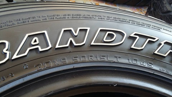ขายยาง dunlop at3 ขนาด 30x9.5x15 ดอกเต็ม ลองดูครับ เผื่อท่านใดหาใช้อยู่ ขายยาง dunlop at3 ขนาด 30x9.5x15 ดอกเต็ม ลองดูครับ เผื่อท่านใดหาใช้อยู่