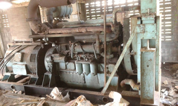 โม่ขนาด 2คิว เก่านอกครบชุด ซื้อมาไม่ใด้ใช้ ขายราคาต่อรองใด้