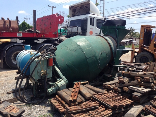 โม่ขนาด 2คิว เก่านอกครบชุด ซื้อมาไม่ใด้ใช้ ขายราคาต่อรองใด้