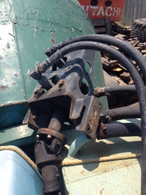 โม่ขนาด 2คิว เก่านอกครบชุด ซื้อมาไม่ใด้ใช้ ขายราคาต่อรองใด้