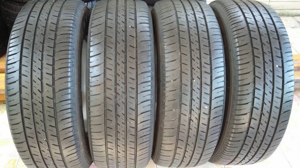 ขายล้อเดิม ไทรทัน ขอบ 15 พร้อมยาง ขายล้อเดิม ไทรทัน ขอบ 15 พร้อมยาง