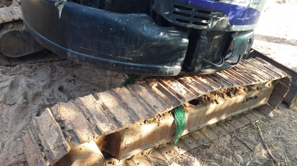 ขายด่วน kobelco 032 และ Mitsubishi MM40SR-3