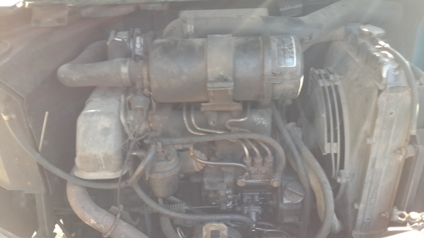 ขายด่วน kobelco 032 และ Mitsubishi MM40SR-3