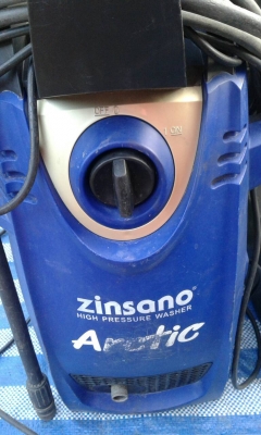 เครื่องฉีดน้ำแรงดันสูง