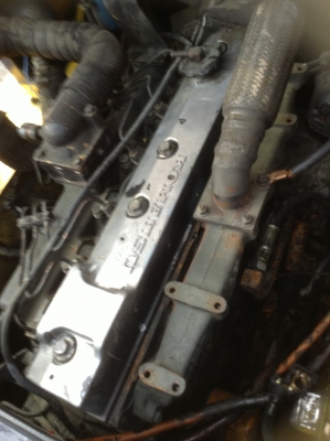 +++ ขายโฟล์คลิฟท์  KOMATSU FD35-5  ขนาด  3.5  ตัน  เครื่องยนต์ดีเซล  เสา  3  เมตร  เกียร์ธรรมดา  งา 1,070  มม.  ยางตัน