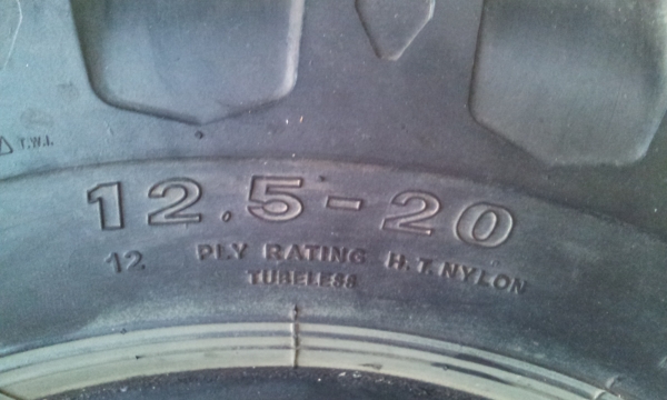 ขายยาง\% 12.5-20 สภาพดี