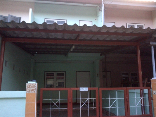 ขายบ้านทาวน์เฮาส์ 2 ชั้น ในสระบุรี ราคา 900000 บาท โทร 090628746