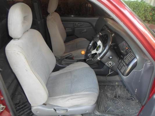 mitsubishi stradra cab 2500cc