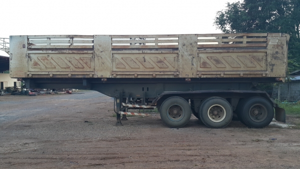 ขายหางเซมิดั้ม 3 เพลา อู่.สามมิตร ปี.51 ปรายปี ยาว.9.00 ม. สวยครับราคา.550000 สนใจโทรจองด่วน