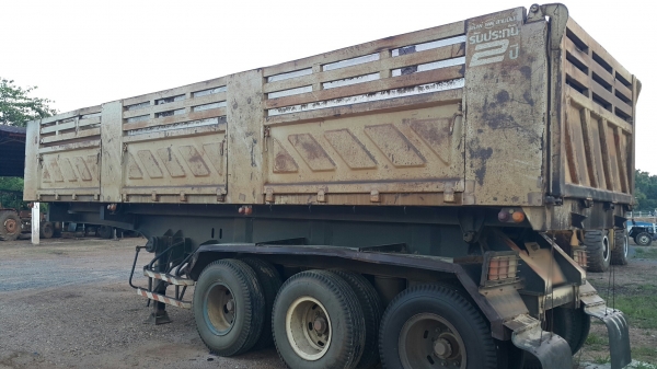 ขายหางเซมิดั้ม 3 เพลา อู่.สามมิตร ปี.51 ปรายปี ยาว.9.00 ม. สวยครับราคา.550000 สนใจโทรจองด่วน