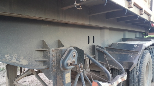 ขายหางเซมิดั้ม 3 เพลา อู่.สามมิตร ปี.51 ปรายปี ยาว.9.00 ม. สวยครับราคา.550000 สนใจโทรจองด่วน