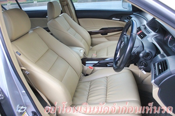 Topสุด Naviจากโรงงาน วิ่ง 9x,xxx ไม่เคยติดแก๊ส สวยพร้อมใช้