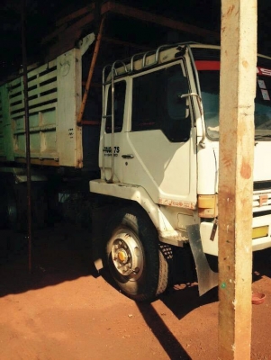 ขายดั้ม2เพลา FN527M-TD เครื่อง6D14เทอร์โบ สภาพพร้อมใช้งาน เอกสารพร้อมโอน สนใจโทร 090-8588220คุณนะ 093-3258446คุณบิว หรือเข้าดูสินค้าอื่นๆได้ที่ www.truck.in.th/498 หรือเพจFacebook ณรงค์ ซื้อขายรถมือสอง (เว็บไซต์ส่วนตัว) หรือFacebook ตลาดรถมือสอง คุณนะ