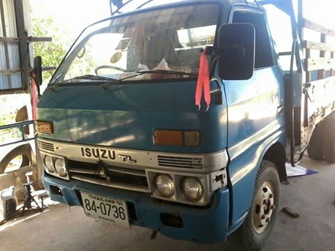 ขายรถ6ล้อ TL100แรง สภาพพร้อมใช้งาน เอกสารพร้อมโอน สนใจโทร 090-8588220คุณนะ 093-3258446คุณบิว หรือเข้าดูสินค้าอื่นๆได้ที่ www.truck.in.th/498 หรือเพจFacebook ณรงค์ ซื้อขายรถมือสอง (เว็บไซต์ส่วนตัว) หรือFacebook ตลาดรถมือสอง คุณนะ