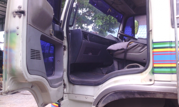 ขาย หัวลาก 2k 260 แรงม้า 2 เพลา