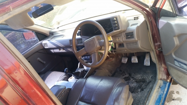 ขายรถกระบะ isuzu ปี92 สภาพดีพร้อมใช้ แอร์ เครื่องดี คัชซีสวย ไม่มีผุ ทะเบียนไม่ขาด สนใจ099-2489947