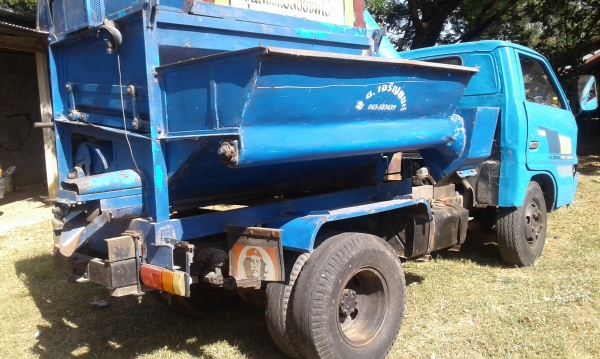 หกล้อ อีซูซุ TL85 ช่วงสั้น ตู้นวดข้าวเกษตรพัฒนา5ฟุต พร้อมใช้ เล่มทะเบียนชุดโอนมีครบ