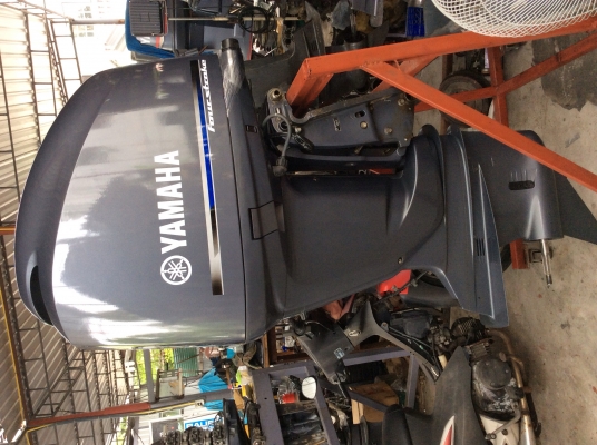 ขายเครื่องยนต์ติดท้ายเรือyamahaf250g