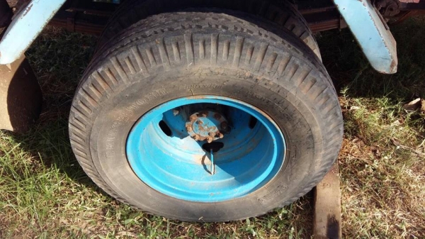 ขายรถ6ล้อ KS110แรง เครื่องดีแคชซีสวย สภาพพร้อมใช้งาน เอกสารพร้อมโอน สนใจโทร 090-8588220คุณนะ 093-3258446คุณบิว หรือเข้าดูสินค้าอื่นๆได้ที่ www.truck.in.th/498 หรือเพจFacebook ณรงค์ ซื้อขายรถมือสอง (เว็บไซต์ส่วนตัว) หรือFacebook ตลาดรถมือสอง คุณนะ