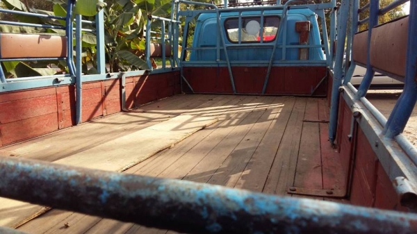 ขายรถ6ล้อ KS110แรง เครื่องดีแคชซีสวย สภาพพร้อมใช้งาน เอกสารพร้อมโอน สนใจโทร 090-8588220คุณนะ 093-3258446คุณบิว หรือเข้าดูสินค้าอื่นๆได้ที่ www.truck.in.th/498 หรือเพจFacebook ณรงค์ ซื้อขายรถมือสอง (เว็บไซต์ส่วนตัว) หรือFacebook ตลาดรถมือสอง คุณนะ