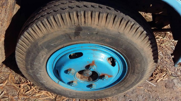 ขายรถ6ล้อ KS110แรง เครื่องดีแคชซีสวย สภาพพร้อมใช้งาน เอกสารพร้อมโอน สนใจโทร 090-8588220คุณนะ 093-3258446คุณบิว หรือเข้าดูสินค้าอื่นๆได้ที่ www.truck.in.th/498 หรือเพจFacebook ณรงค์ ซื้อขายรถมือสอง (เว็บไซต์ส่วนตัว) หรือFacebook ตลาดรถมือสอง คุณนะ