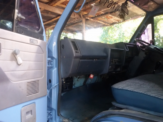 ขาย 6 ล้อ ISUZU NKR110 แรงม้า รถห้างแท้ๆสวยมากๆ((ลูกค้าอ.บัวใหญ่ โคราชซื้อเงินสดนำรถกลับถึงบ้านเรียบร้อยแล้ว)NKR58LU5M)เพอร์เฟ็กทั้งคัน เกียร์สั้นแท้จากศูนย์ ดั้มหัวได้ เครื่องแน่นมาก แห้ง แรงดีสุดๆ (4BE1ฝาดำ) แซสซีสวยๆเยี่ยมเหมือนรถใหม่ รถวิ่งดีขับขี่ง่า